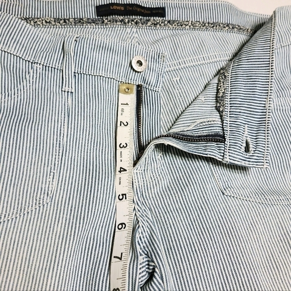 Levi's Striped Distressed Ankle Jeans Blue White Size 10 - Picture 10 of 12